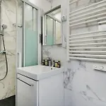 Apartment Paisible 10eme - Canal St Martin