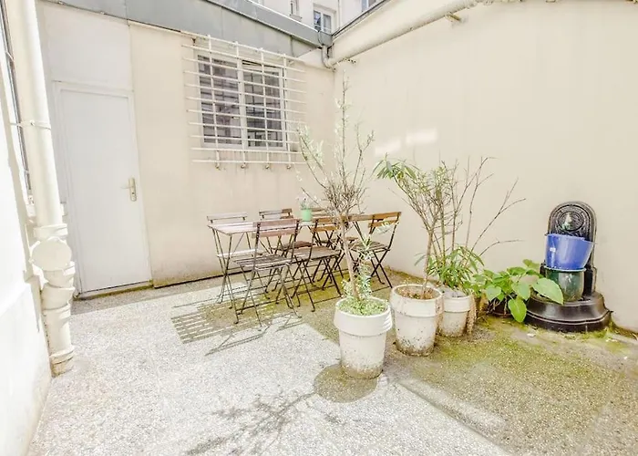 Paisible 10eme - Canal St Martin Apartament