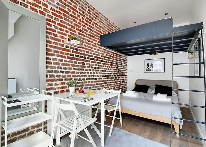 Paisible 10eme - Canal St Martin Paryż